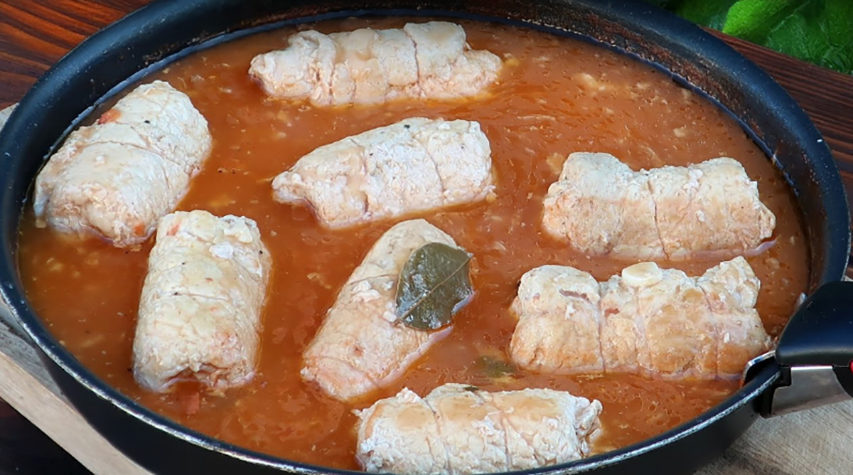 Bravčové rolky v paradajkovej omáčke