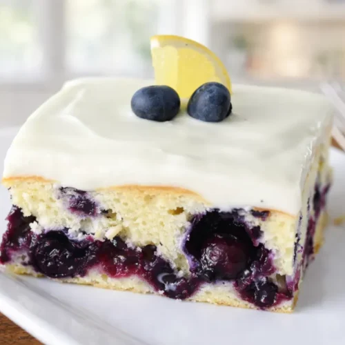 Čučoriedkový koláč s mascarpone