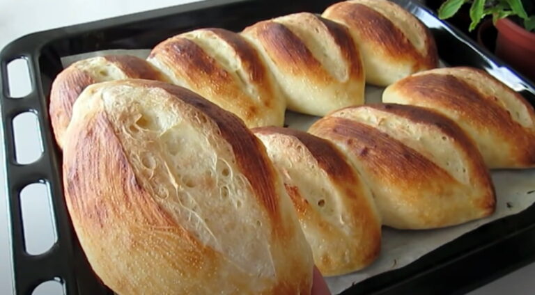 Domáce žemle z bieleho jogurtu