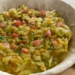 Dusená kapusta s klobásou