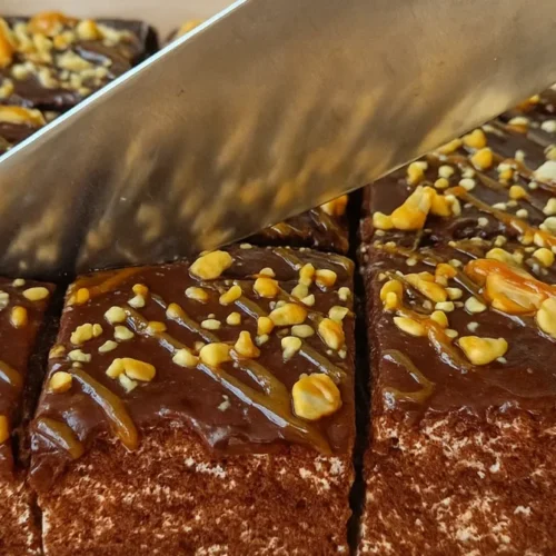 Kakaový rez s maslovým krémom