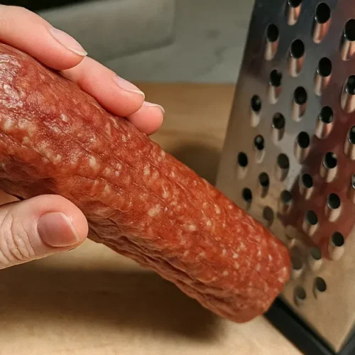 Kefírová placka so salámou a syrom