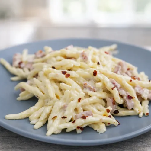 Krémové cestoviny so slaninou