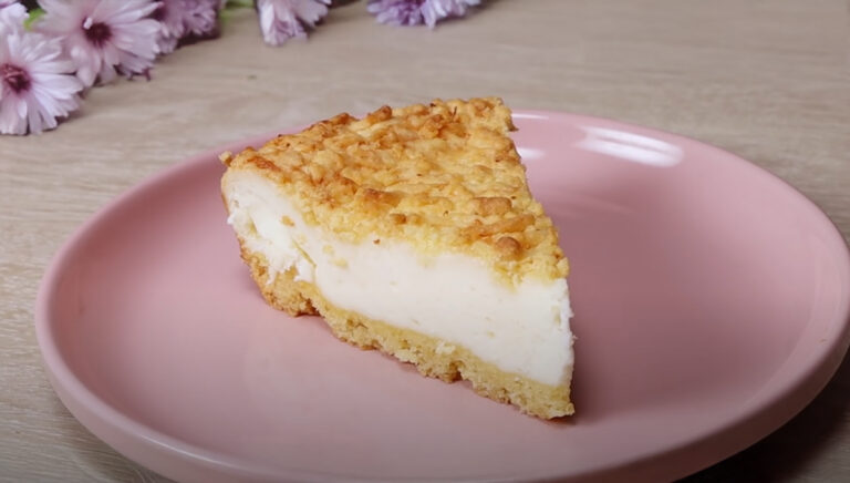 Krémový koláč z kyslej smotany