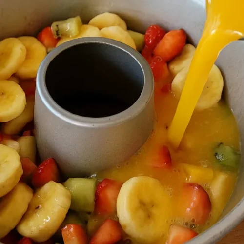 Nepečená ovocná bábovka