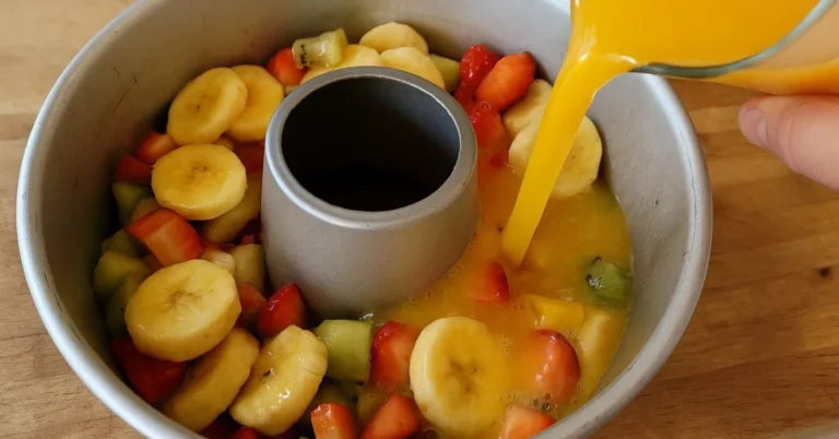 Nepečená ovocná bábovka