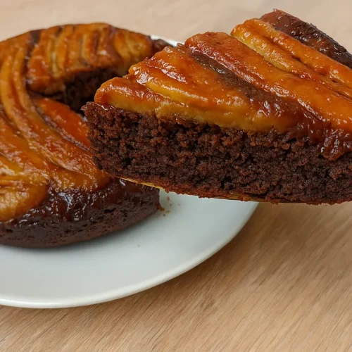 Rýchly banánový koláč z panvice