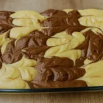 Šachovnicový koláč s kyslou smotanou