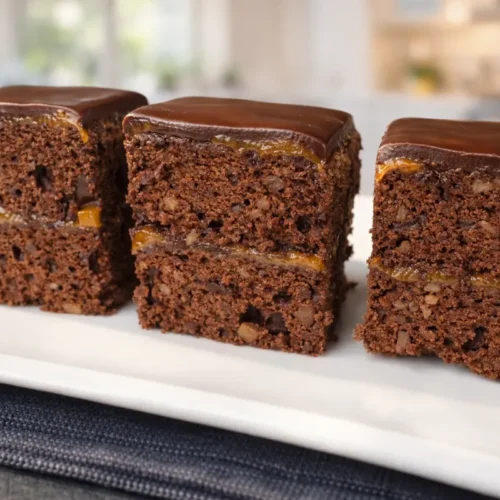 Šťavnatý čokoládový koláč na plech