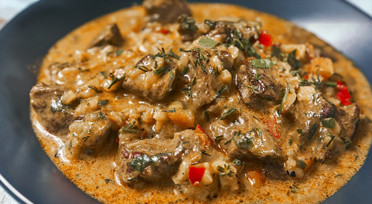 Sýty hovädzí hrniec