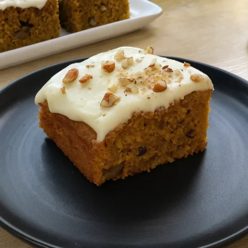 Vláčny mrkvový koláč