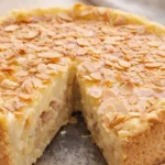 jablkový koláč s pudingom