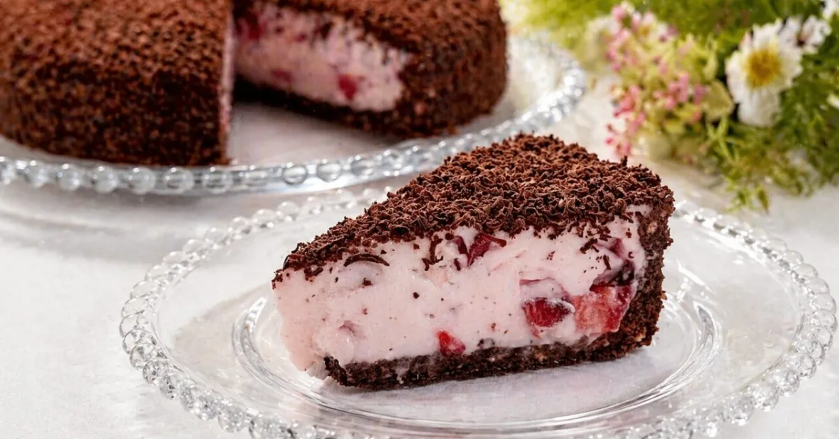 jahodová mousse torta