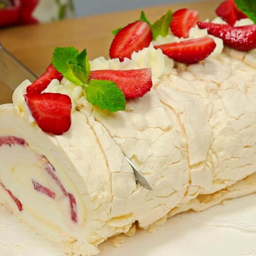 jahodová roláda Pavlova