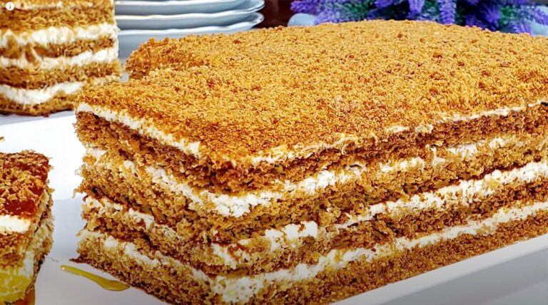 jednoduchá medová torta