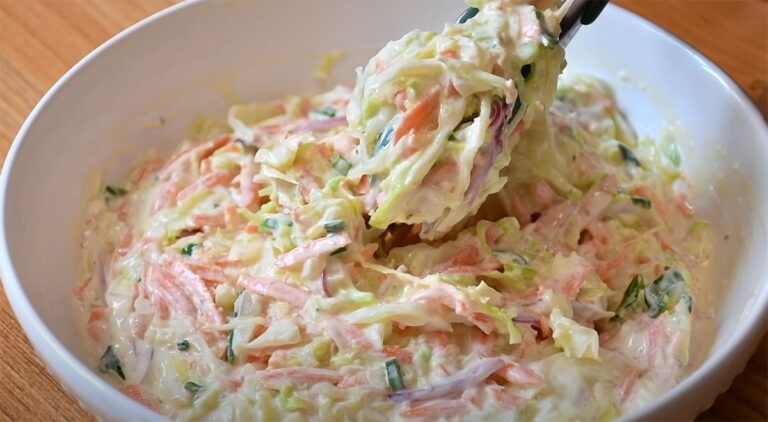 kapustový šalát s mrkvou
