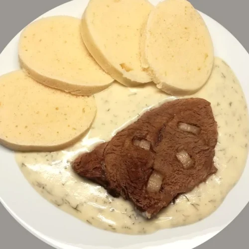 kôprová omáčka s hovädzím mäsom