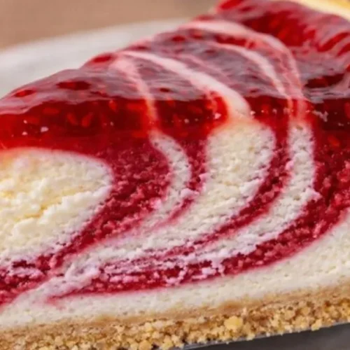 malinový zebra cheesecake