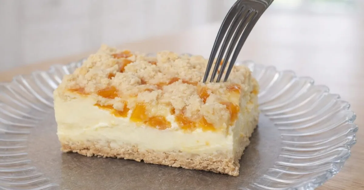 mandarínkový tvarohovník s posýpkou