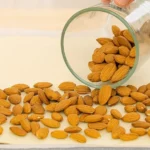 mandľové rezy z lístkového cesta