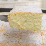 nadýchaný koláč z horúceho mlieka