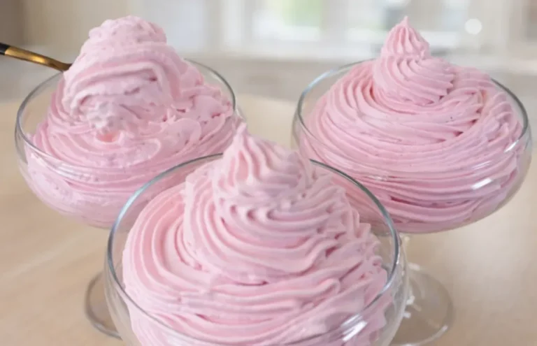 nepečený jahodovo-banánový dezert