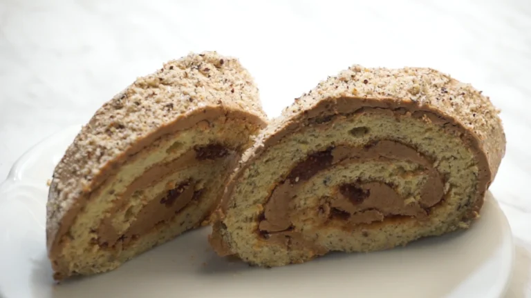 orechová roláda s nutellou