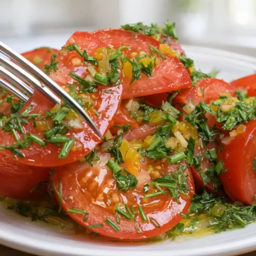 paradajkový šalát k rezňu