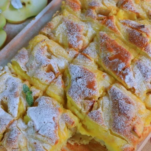 pudingový koláč s jablkami