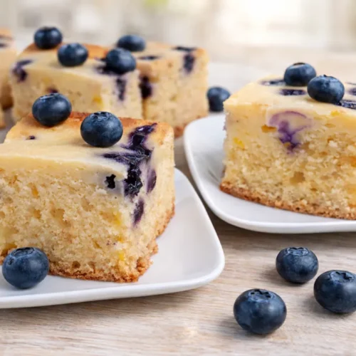 rýchly tvarohový koláč s čučoriedkami