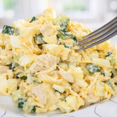 šalát z kuracieho mäsa