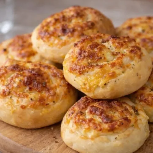 syrovo-šunkové pečivo