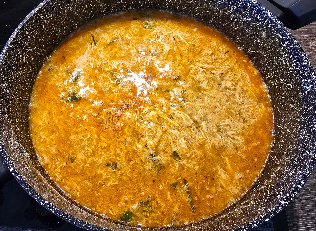 vajíčková polievka s rascou