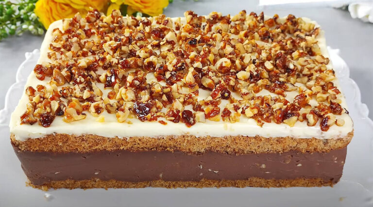 vianočný orechový koláč