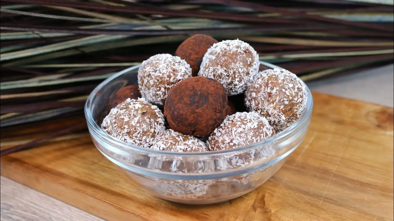 Datľovo-mandľové energy balls