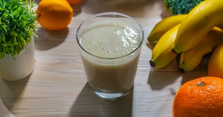 Banánové smoothie – lahodný nápoj plný zdravia: Pijem každé ráno na posilnenie imunitného systému